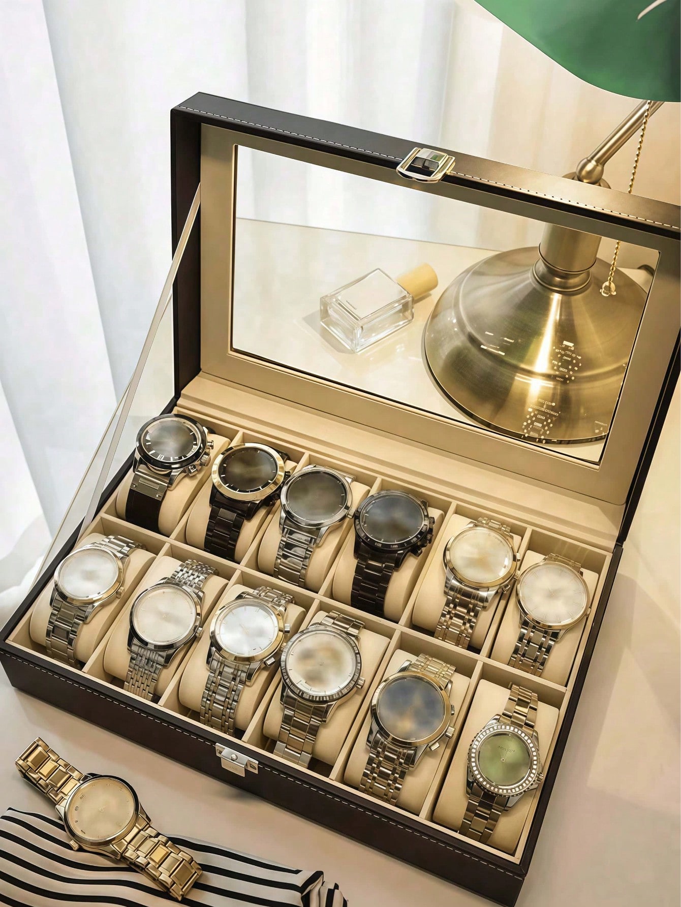 Caja de Relojes de Cuero con C - Jewelry Watches For Women reseña y precio