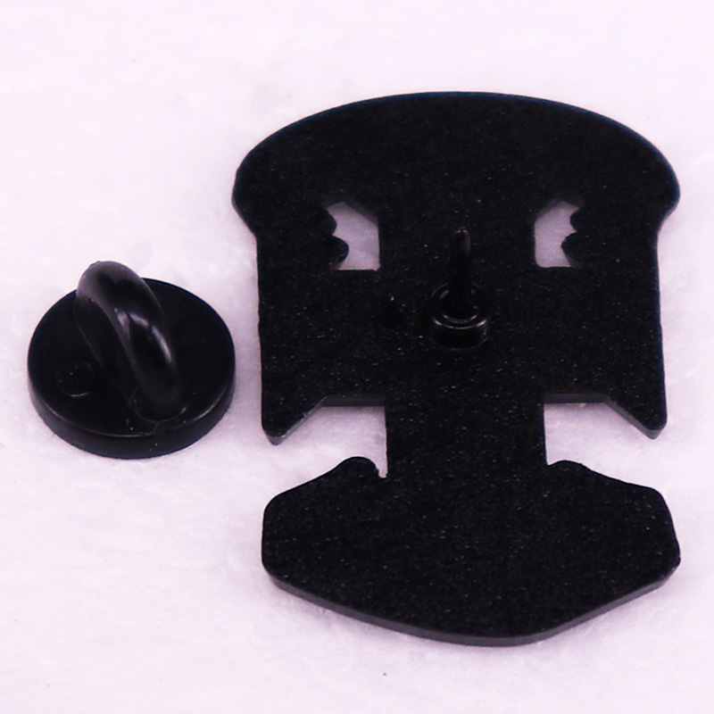 Pin de esmalte con insignia de - Paradise Jewelry & Watches Llc Miami Photos reseña y precio