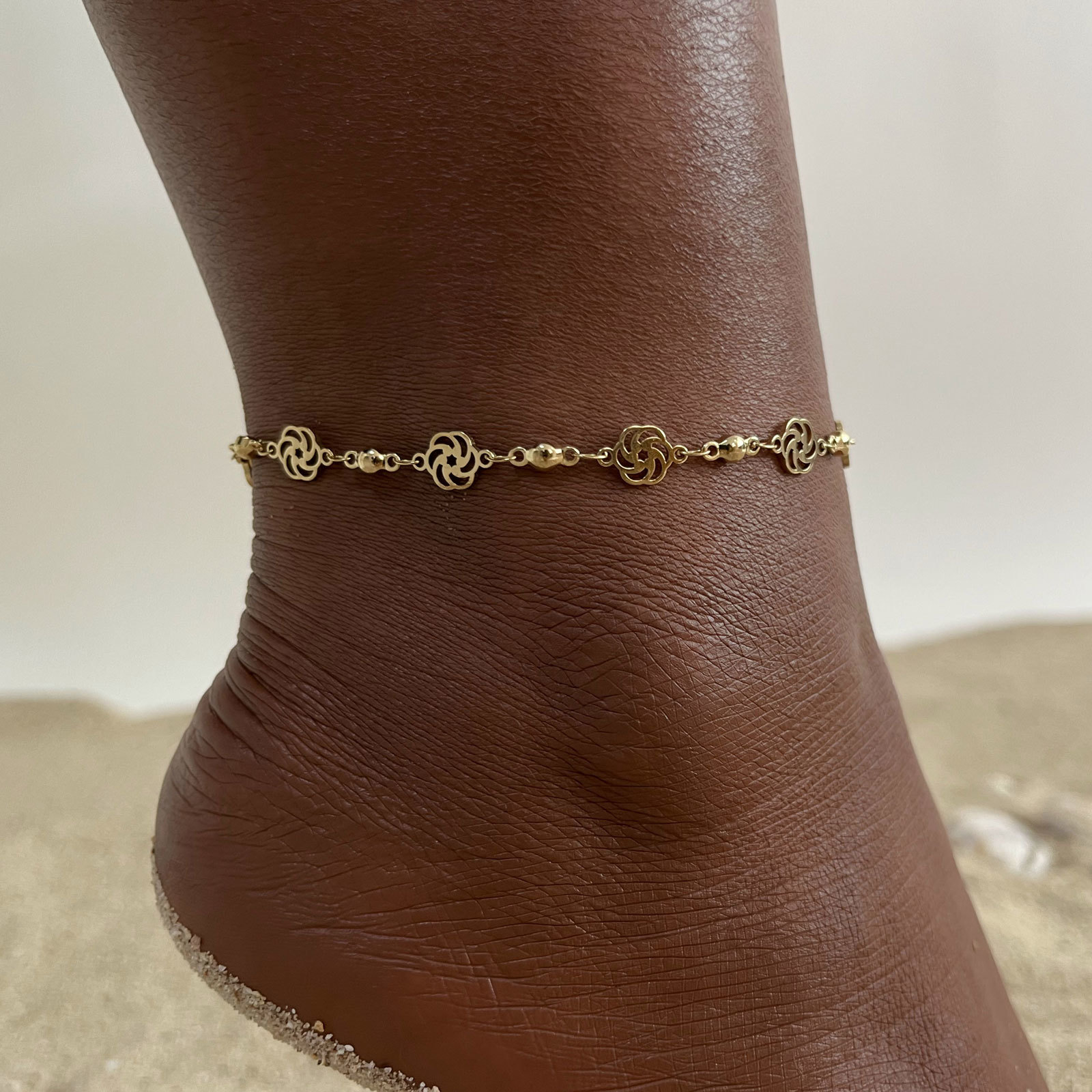 Tobillera sin arte Rosa hueca  - Jc Jewelry & Watches reseña y precio