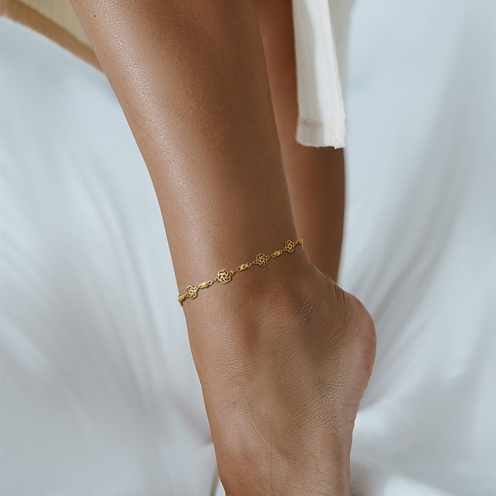 Tobillera sin arte Rosa hueca  - Jc Jewelry & Watches reseña y precio